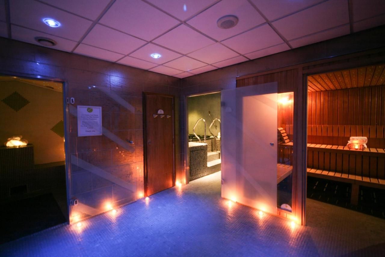 Отель Treacy’s Hotel Spa & Leisure Club Waterford Уотерфорд-20